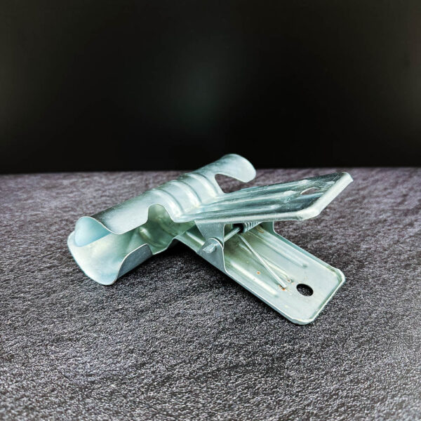 Tail Clamp