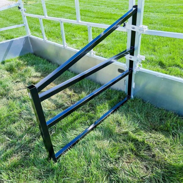 4' Stall Divider, Steel - Image 2